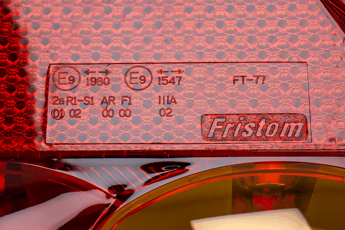 Lampa tylna FRISTOM FT-77 5 funkcji lewa